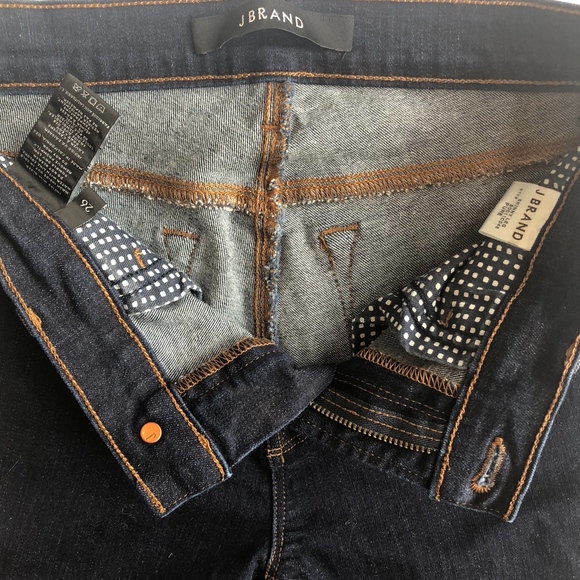 J Brand | Skinny Jean | Pure | Size 26 - Picture 6 of 6